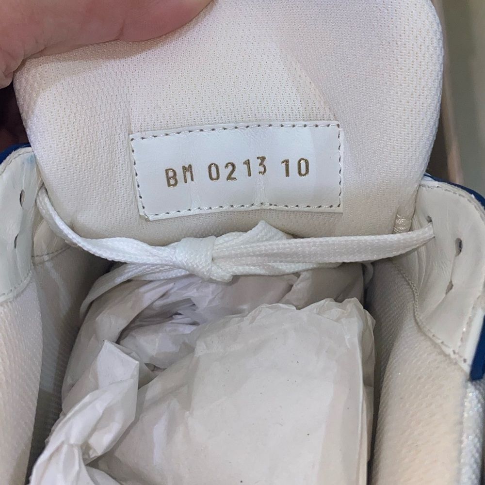 Louis Vuitton Trainer Sneakers - Picture 8 of 10